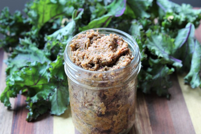 Vegan Kale stem and sun-dried tomato pesto 